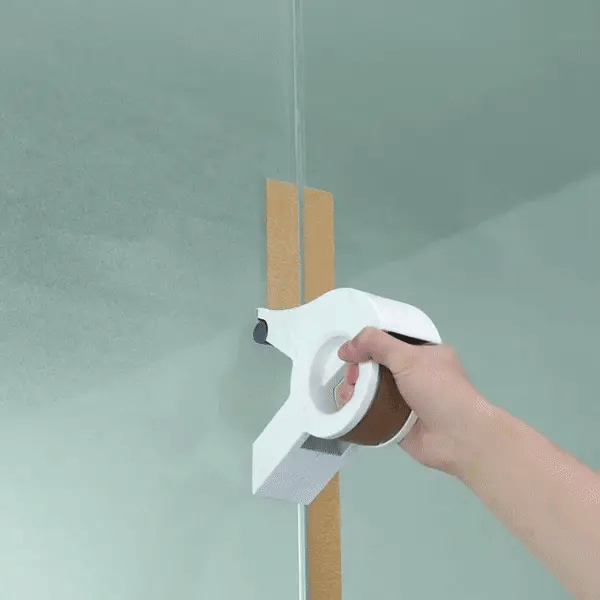 https://naxtio.com/cdn/shop/files/1100213905178-ezgif.com-video-to-gif-converter.webp?v=1719928094&width=1500 Masking Tape Applicator